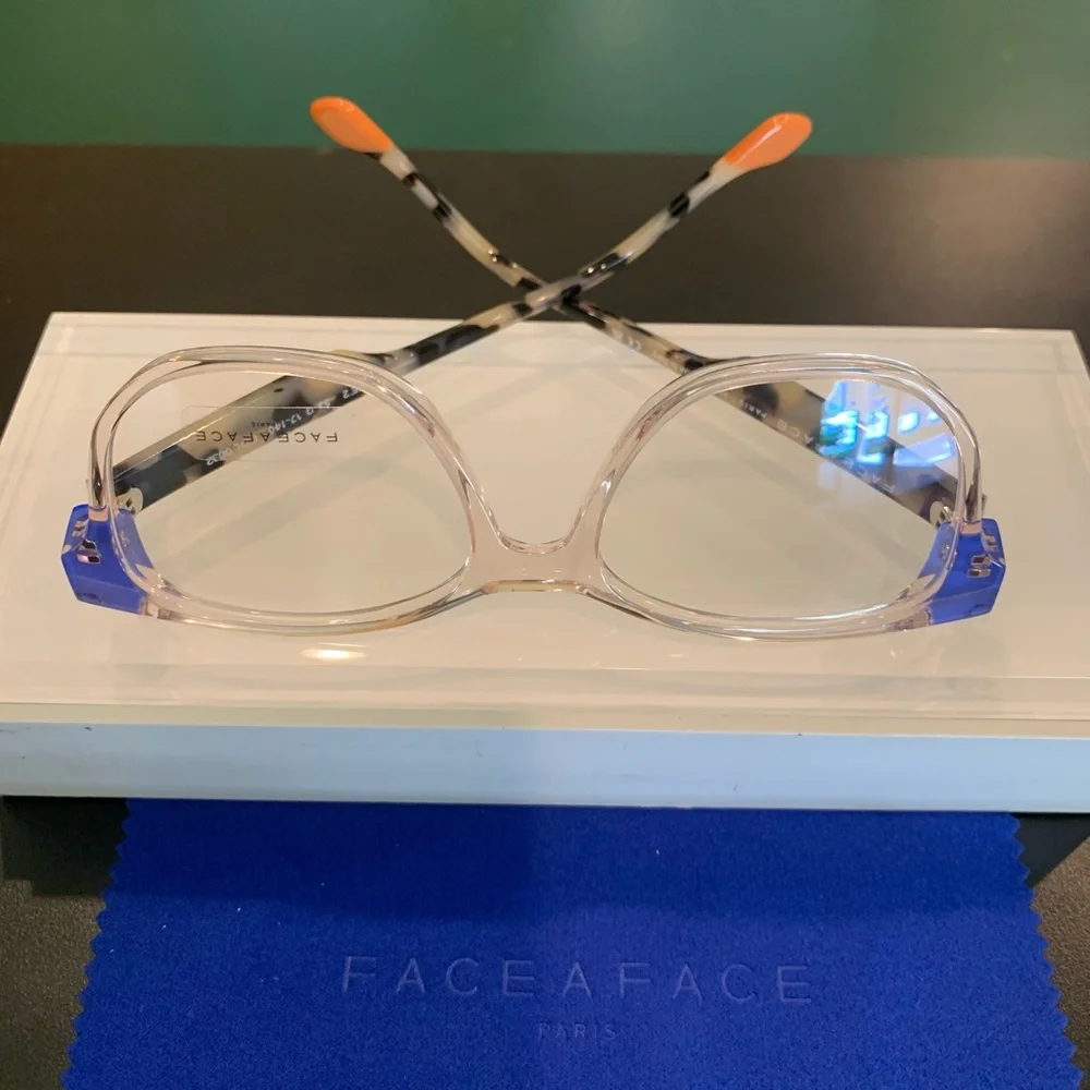 FACE A FACE BLAKE 2. Col 0032 Crystal/ Blonde Tortoise. 53mm Cateye Glasses